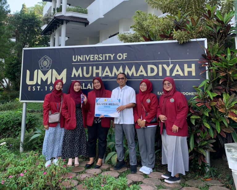 Membanggakan! Tim Mahasiswa Prodi Pendidikan Matematika Kembali Juarai Lomba Essay Nasional