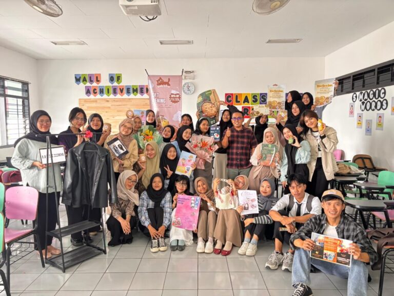 Mini Expo Produk Mahasiswa Pendidikan Bahasa Inggris UMM: Menumbuhkan Jiwa Kewirausahaan