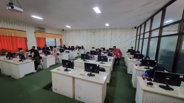 547 Calon Mahasiswa PPG Prajabatan 2023 Ikuti Test Substantif di FKIP UMM