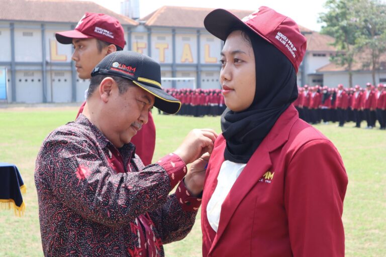 998 Mahasiswa PPG Prajabatan FKIP UMM Ikuti Diklat bela Negara di Lanal Malang