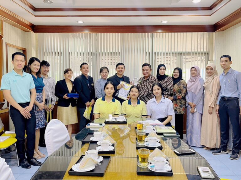 Dukung Internasionalisasi Bahasa Indonesia, Prodi Pendidikan Bahasa Indonesia Jajaki Kerja Sama dengan Hatyai Wittayalai Somboonkulkanya School, Thailand