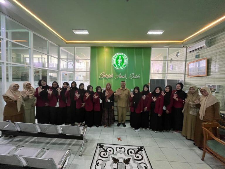 248 Mahasiswa PLP II Terjun ke 20 Sekolah Mitra